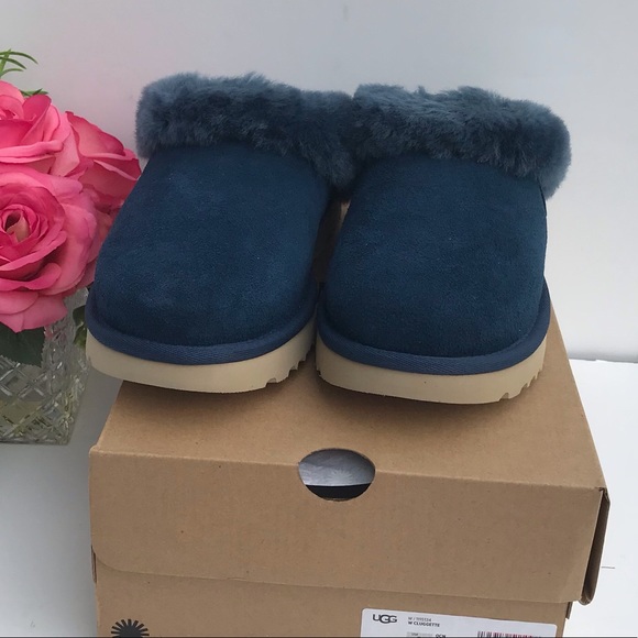UGG Cluggette Slippers - Picture 8 of 8